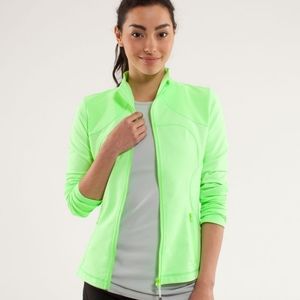 LULULEMON Forme Zip Jacket Zippy Green Logo Front